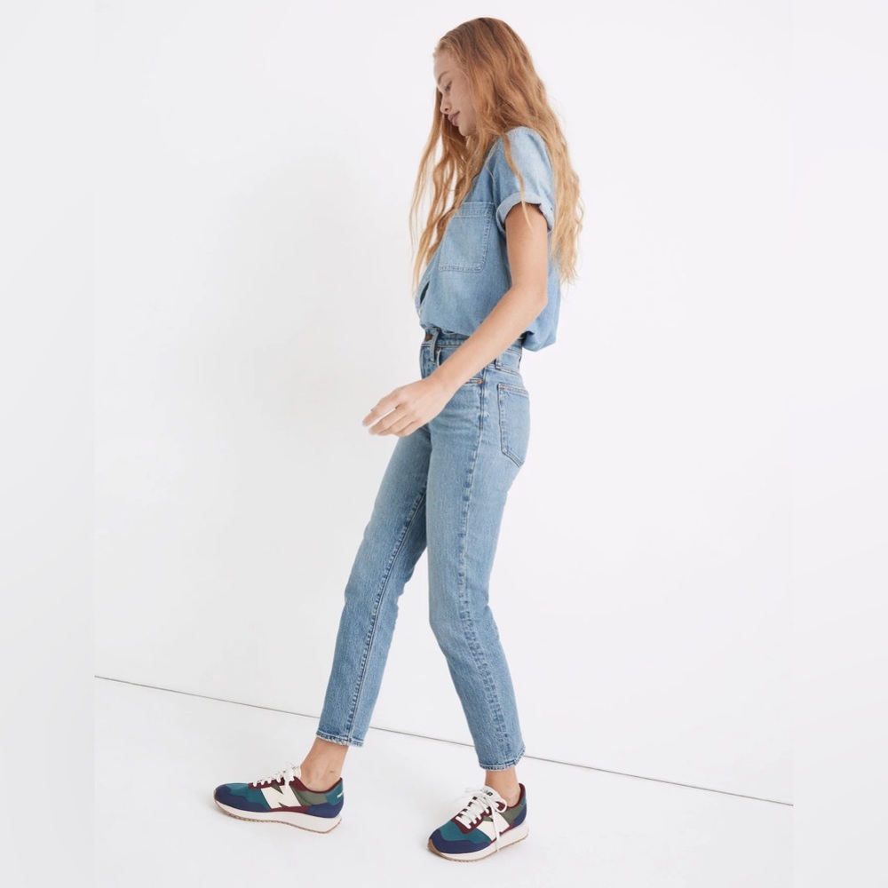 Madewell Petite Perfect Vintage Jean in Banner Wash - Picture 4 of 13